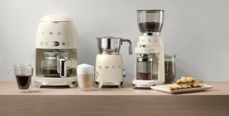 قهوه ساز اسمگ مدل DCF02CREU 10 coffee maker model DCF02CREU