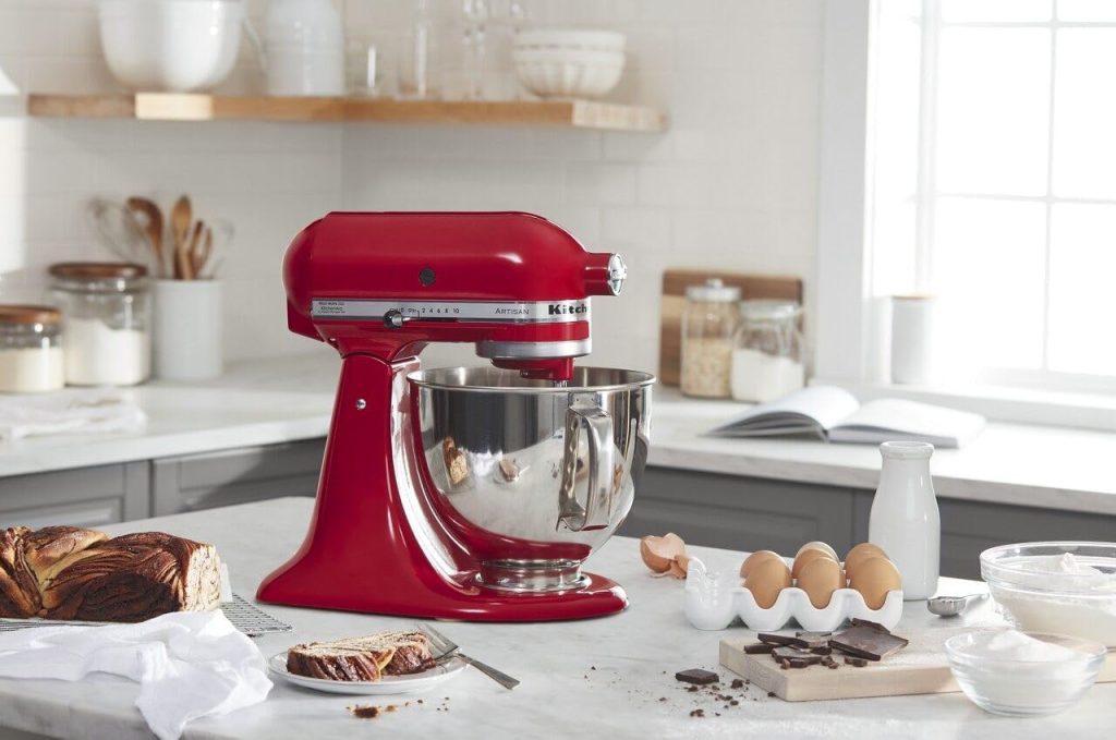 KitchenAid mixer model 5KSM150PSE