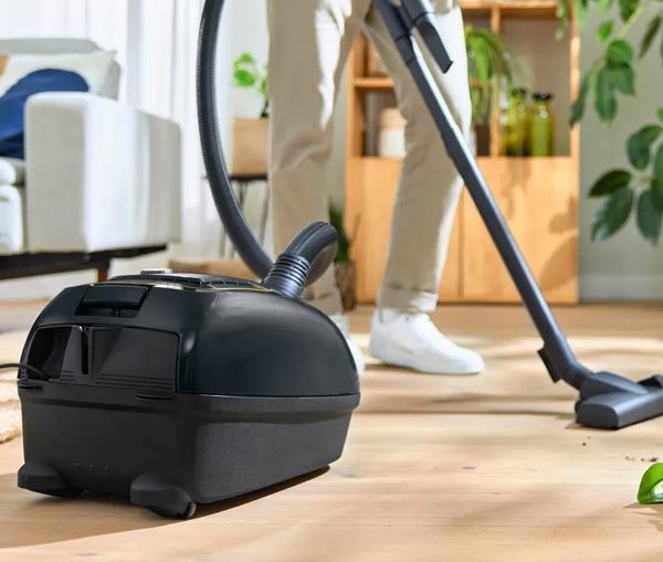 جاروبرقی بوش مدل BGLS38GOLD 8 Bosch vacuum cleaner BGLS38GOLD